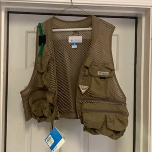Columbia Professional Fishing Gear Vest brand new